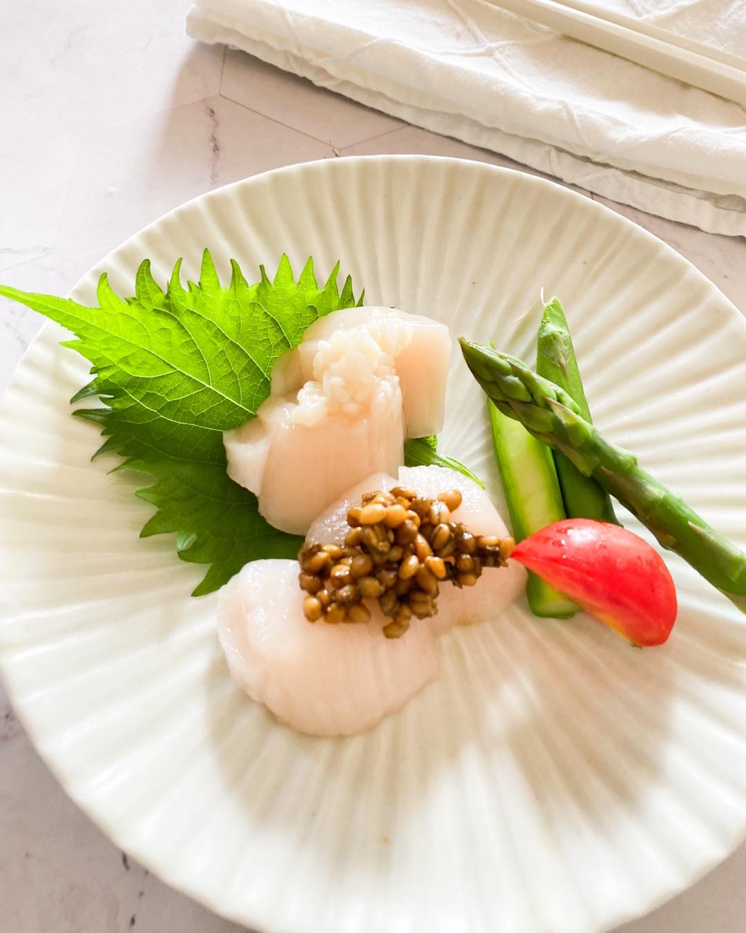 生貝柱の塩麹と醤油麹のせ